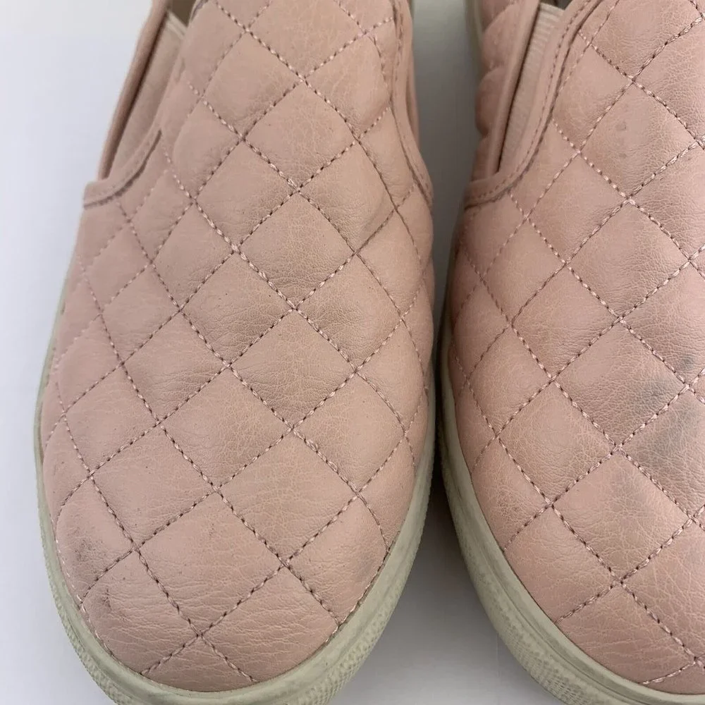 Steve Madden Womens Pink Blush‎ Quilted Slip On Shoes Size 6